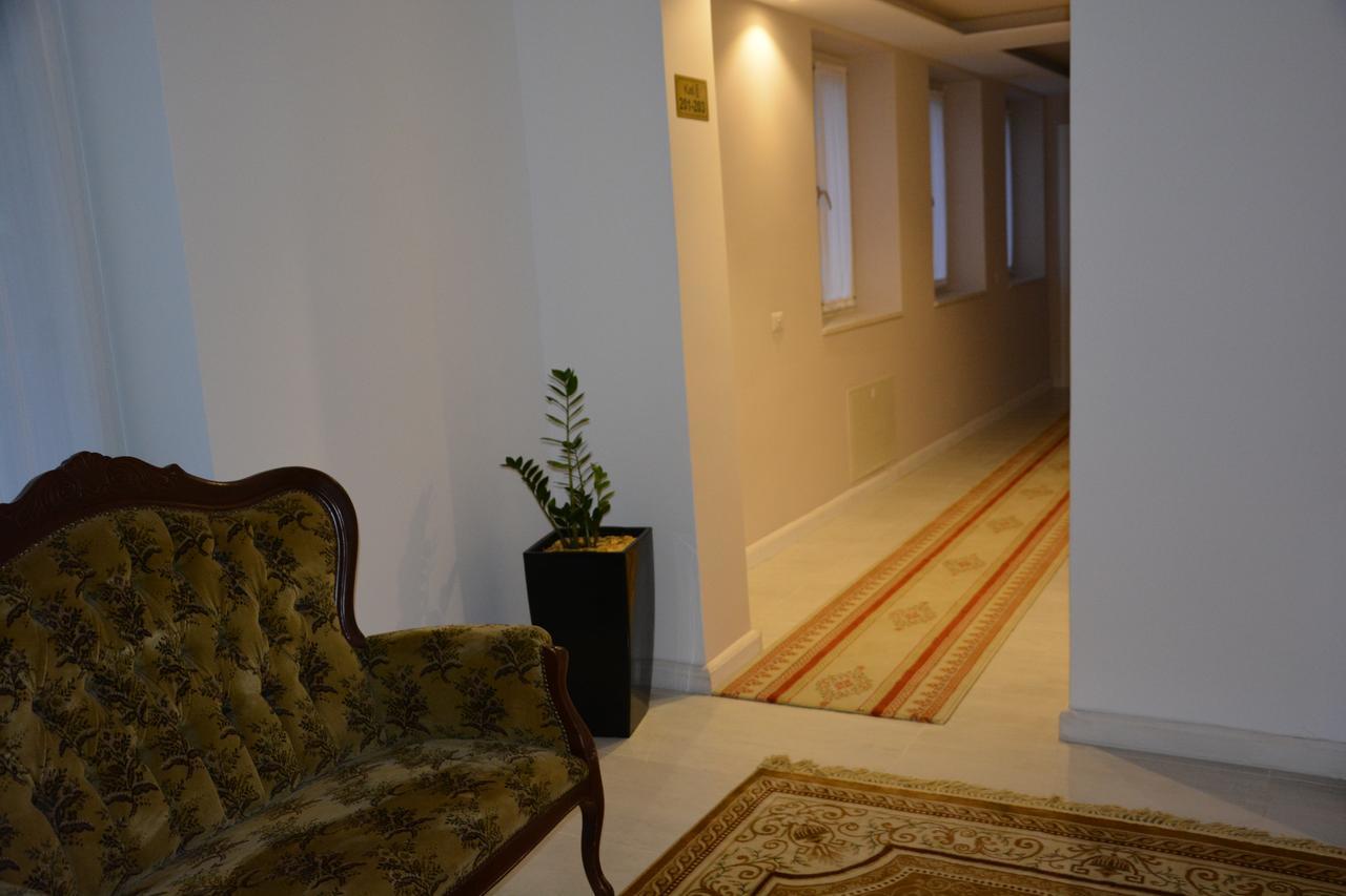 Hotel Turizem Shkelzeni Bajram Curri 外观 照片