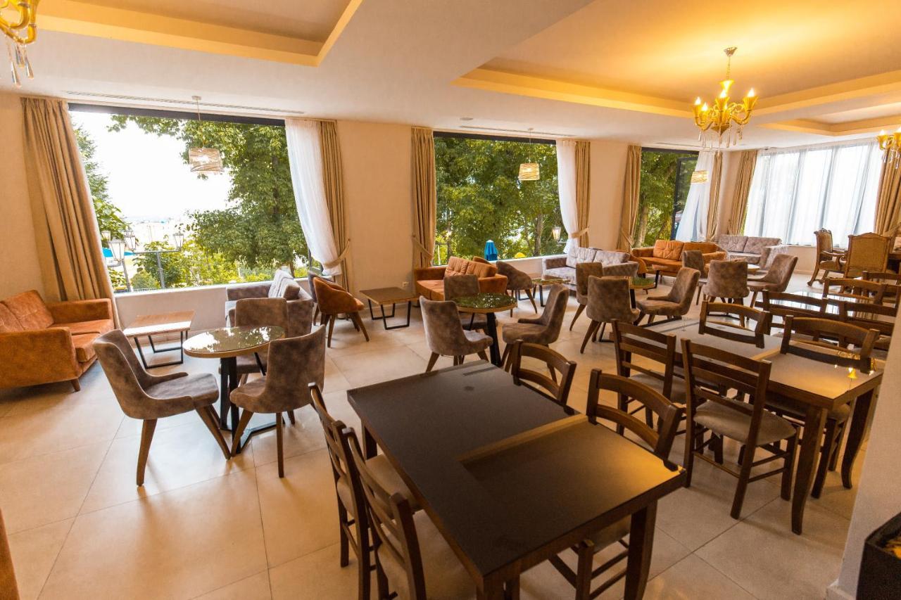 Hotel Turizem Shkelzeni Bajram Curri 外观 照片